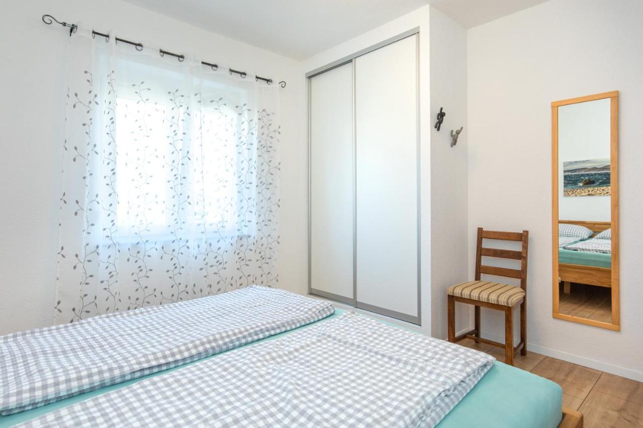 Apartments Oleander Krk Town Extérieur photo